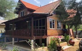 Rumah D'Rhu, Zaki's Residence